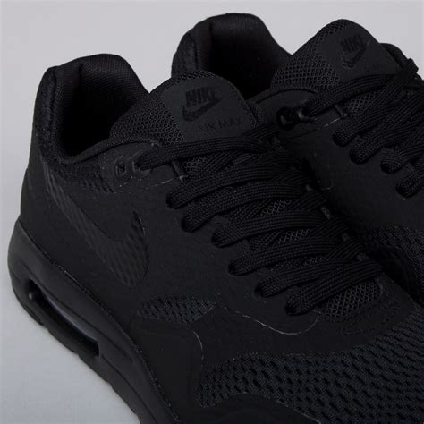 nike air max ultra black